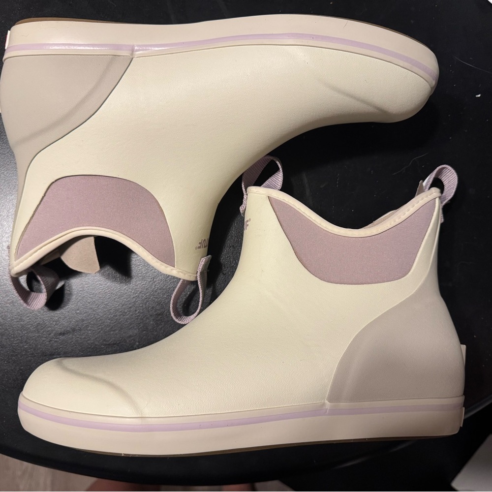 XTRATUF Women's Ivory Ankle Deck Boot - Winter & Rain